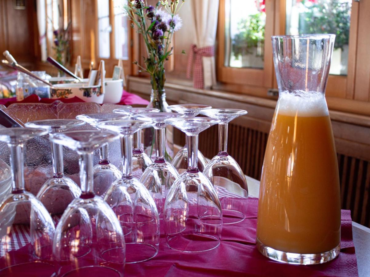 Berggasthaus Gitschenen Hotel Isenthal Eksteriør billede