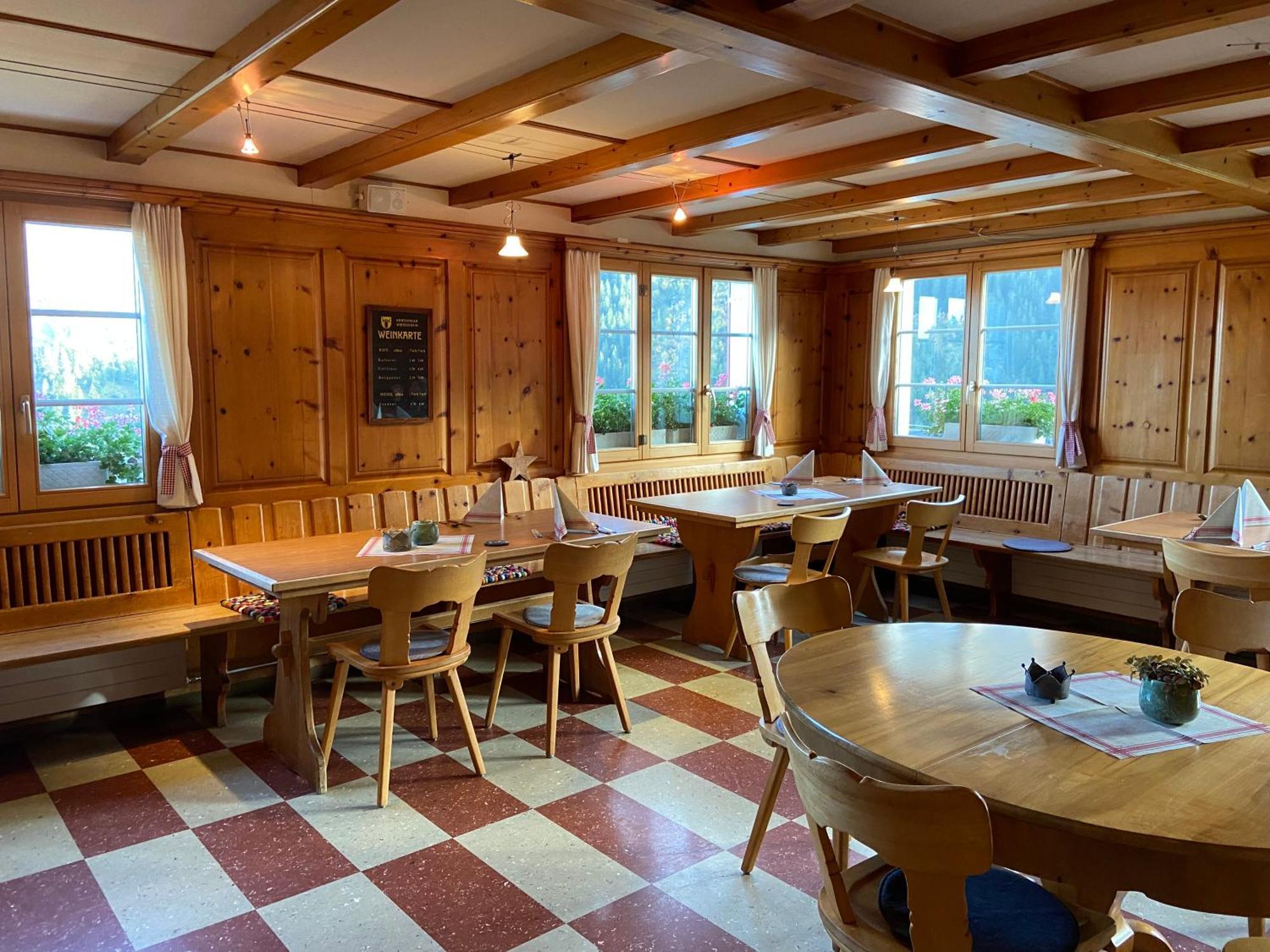 Berggasthaus Gitschenen Hotel Isenthal Eksteriør billede